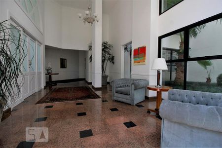 Apartamento à venda com 300m², 4 quartos e 4 vagasHall social