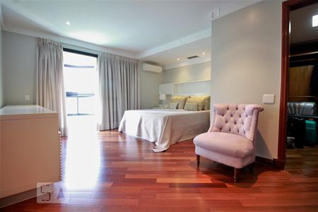 Apartamento à venda com 300m², 4 quartos e 4 vagasSuíte 4