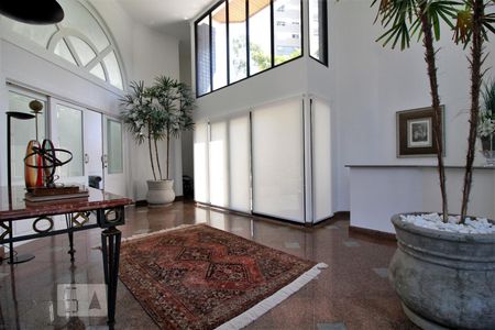 Apartamento à venda com 300m², 4 quartos e 4 vagasSalão de festas