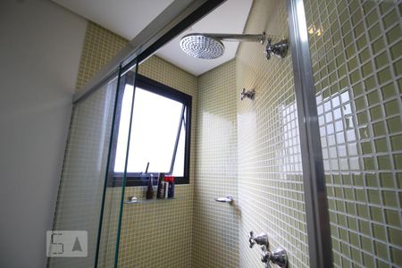 Apartamento à venda com 300m², 4 quartos e 4 vagasChuveiro