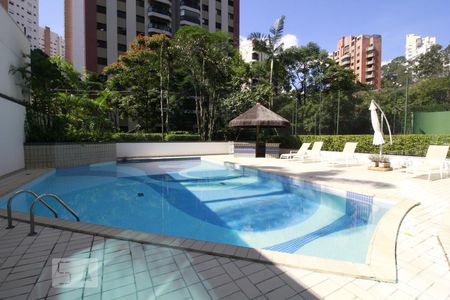 Apartamento à venda com 300m², 4 quartos e 4 vagasPiscina