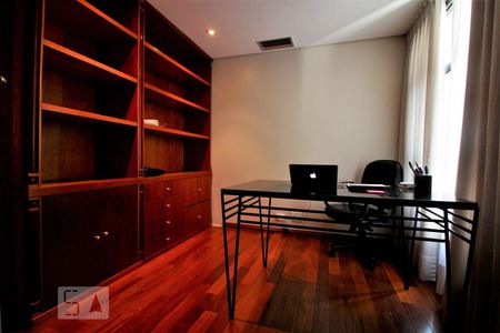 Escritório de apartamento à venda com 4 quartos, 300m² em Vila Andrade, São Paulo
