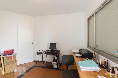 Apartamento à venda com 198m², 4 quartos e 3 vagas Apartamento à venda com 198m², 4 quartos e 3 vagasQuarto 2