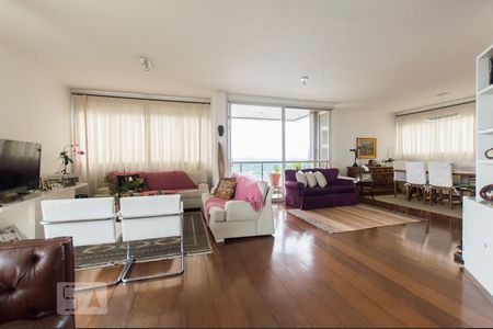 Apartamento à venda com 198m², 4 quartos e 3 vagas Apartamento à venda com 198m², 4 quartos e 3 vagasSala