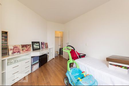 Apartamento à venda com 198m², 4 quartos e 3 vagas Apartamento à venda com 198m², 4 quartos e 3 vagasQuarto