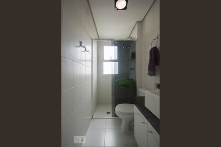 Apartamento para alugar com 67m², 2 quartos e 2 vagasBanheiro