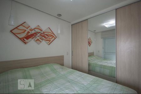 Suíte de apartamento para alugar com 2 quartos, 67m² em Vila Firmiano Pinto, São Paulo