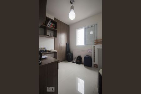 Apartamento para alugar com 67m², 2 quartos e 2 vagasQuarto 