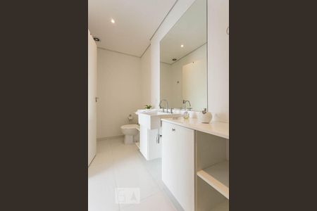 Studio para alugar com 67m², 1 quarto e 2 vagasBanheiro