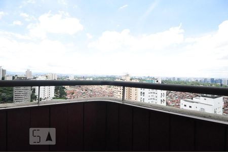 varanda de apartamento para alugar com 1 quarto, 48m² em Vila Suzana, São Paulo