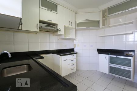Apartamento à venda com 127m², 4 quartos e 3 vagasCozinha