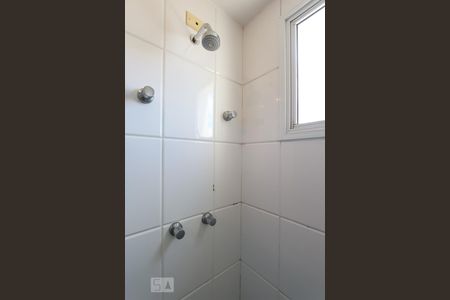 Apartamento à venda com 127m², 4 quartos e 3 vagasBanheiro da suíte 3 - Chuveiro