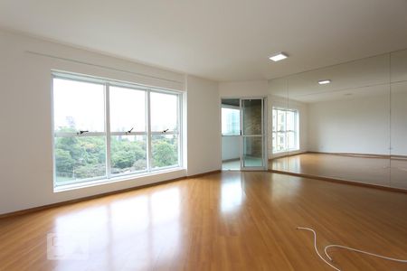 Sala de apartamento para alugar com 4 quartos, 127m² em Vila Suzana, São Paulo