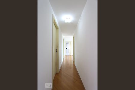 Apartamento à venda com 127m², 4 quartos e 3 vagasCorredor