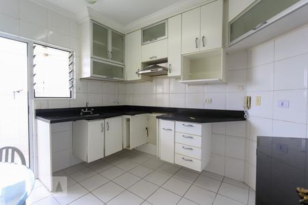 Apartamento à venda com 127m², 4 quartos e 3 vagasCozinha