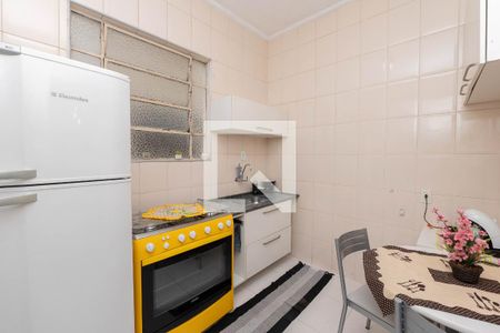 Apartamento à venda com 67m², 2 quartos e sem vagaCozinha
