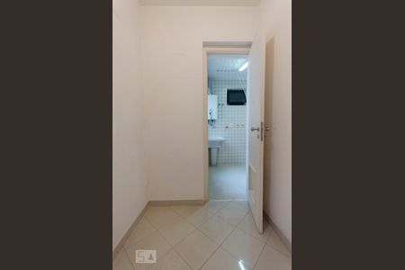 Apartamento à venda com 93m², 2 quartos e 2 vagasQuarto de serviço