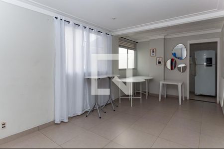 Apartamento para alugar com 43m², 2 quartos e sem vagaÁrea Comum - Salão de Festas