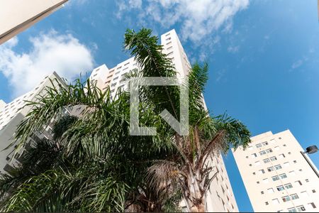 Apartamento para alugar com 43m², 2 quartos e sem vagaFachada