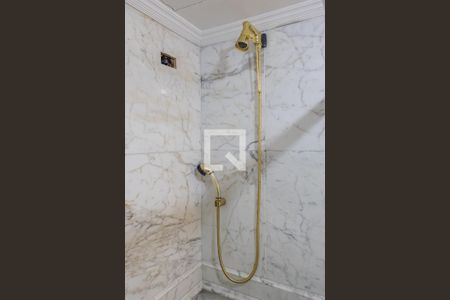 Apartamento à venda com 115m², 2 quartos e 2 vagasBanheiro da Suíte