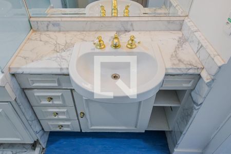 Apartamento à venda com 115m², 2 quartos e 2 vagasBanheiro da Suíte