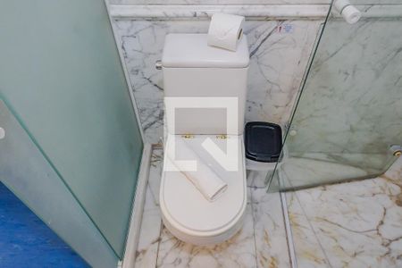 Apartamento à venda com 115m², 2 quartos e 2 vagasBanheiro da Suíte