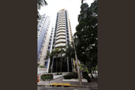 Apartamento à venda com 35m², 1 quarto e 1 vagaFachada