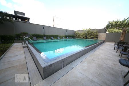 Studio à venda com 62m², 1 quarto e 1 vagaPiscina