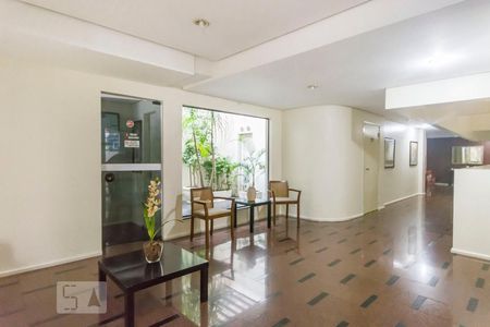 Hall de entrada de apartamento para alugar com 1 quarto, 38m² em Santa Cecília, São Paulo