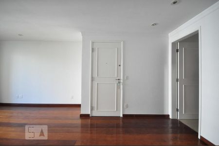 Sala de apartamento à venda com 3 quartos, 103m² em Real Parque, São Paulo