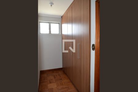 Apartamento à venda com 200m², 3 quartos e 2 vagasCloset da Suíte
