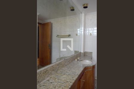 Apartamento à venda com 200m², 3 quartos e 2 vagasBanheiro da Suíte