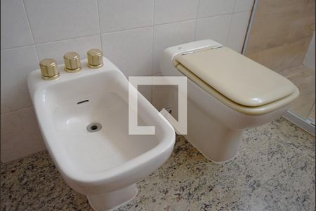 Apartamento à venda com 200m², 3 quartos e 2 vagasBanheiro da Suíte