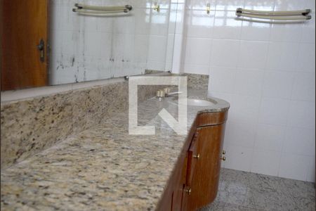 Apartamento à venda com 200m², 3 quartos e 2 vagasBanheiro da Suíte