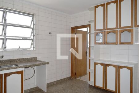 Apartamento à venda com 200m², 3 quartos e 2 vagasCozinha