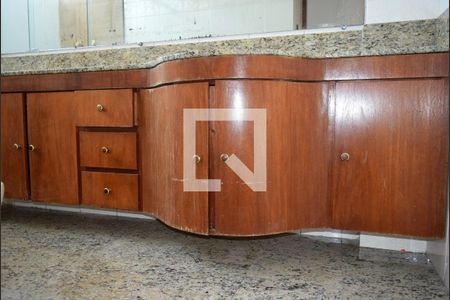 Apartamento à venda com 200m², 3 quartos e 2 vagasBanheiro da Suíte