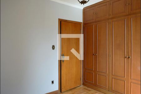 Apartamento à venda com 200m², 3 quartos e 2 vagasQuarto 1