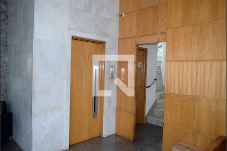 Apartamento à venda com 200m², 3 quartos e 2 vagasHall de entrada