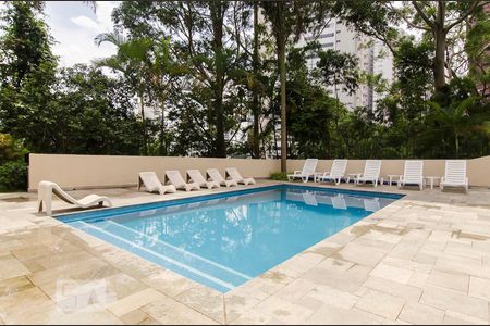 Apartamento para alugar com 67m², 2 quartos e 1 vagaPiscina