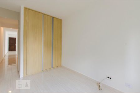 Quarto 2 de apartamento para alugar com 2 quartos, 67m² em Vila Suzana, São Paulo