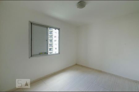 Quarto de apartamento para alugar com 2 quartos, 67m² em Vila Suzana, São Paulo