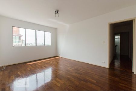 Apartamento para alugar com 90m², 2 quartos e 2 vagas Apartamento para alugar com 90m², 2 quartos e 2 vagasSala