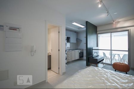 Sala/Suíte de kitnet/studio à venda com 1 quarto, 37m² em Indianópolis, São Paulo