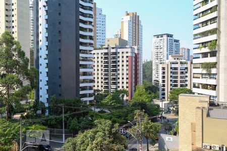 Apartamento à venda com 138m², 3 quartos e 3 vagas Apartamento à venda com 138m², 3 quartos e 3 vagasVista
