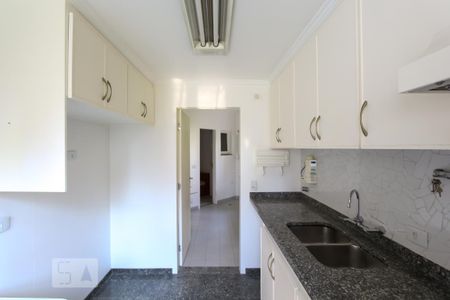 Apartamento à venda com 138m², 3 quartos e 3 vagas Apartamento à venda com 138m², 3 quartos e 3 vagasCozinha