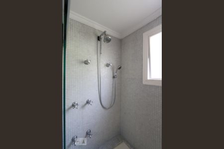 Apartamento à venda com 138m², 3 quartos e 3 vagas Apartamento à venda com 138m², 3 quartos e 3 vagasBanheiro da suíte