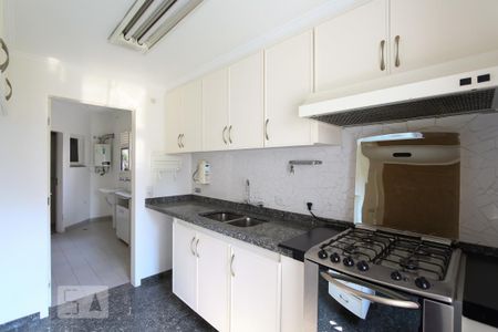 Apartamento à venda com 138m², 3 quartos e 3 vagas Apartamento à venda com 138m², 3 quartos e 3 vagasCozinha