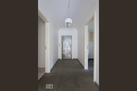 Apartamento à venda com 138m², 3 quartos e 3 vagas Apartamento à venda com 138m², 3 quartos e 3 vagasHall do elevador privativo