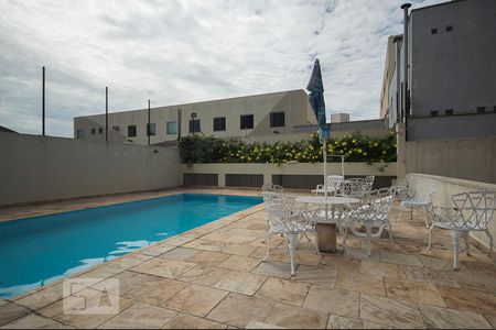 Apartamento à venda com 80m², 2 quartos e 1 vagaPiscina