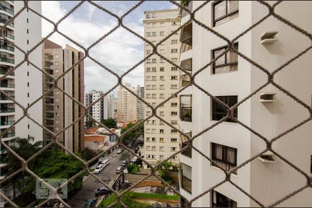 Apartamento à venda com 110m², 3 quartos e 2 vagasVista da suíte